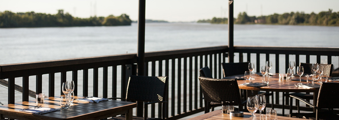 Vue depuis la Terrasse de La Maison du Fleuve